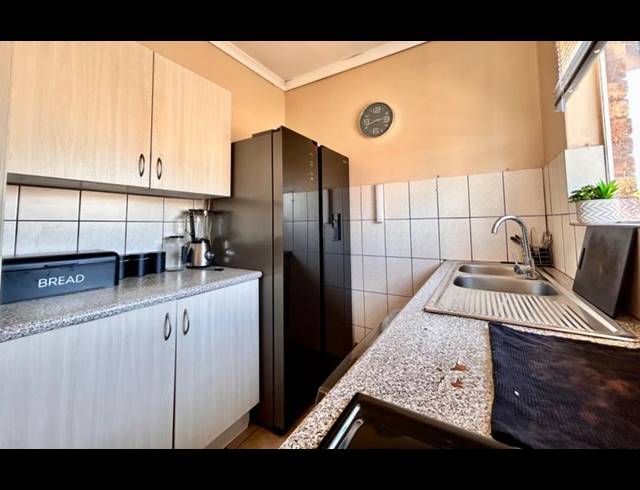2 BEDROOM APARTMENT FOR SALE IN BRITS CENTRAL